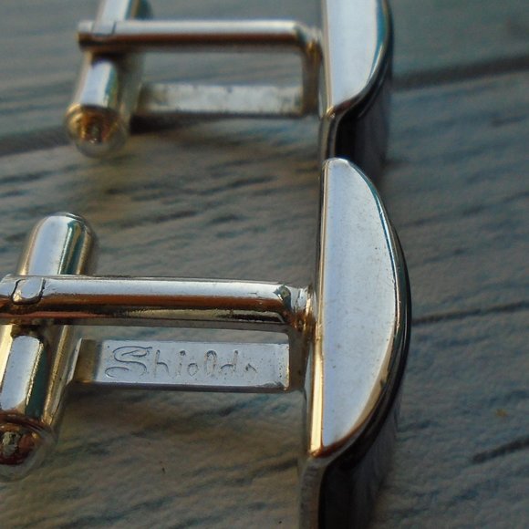 Vintage Shields cuff links - Picture 3 of 3